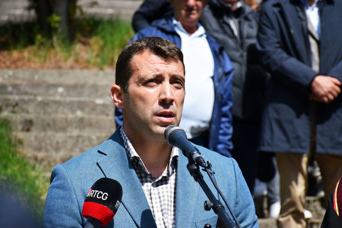 Bojan Komatina pita VDT-a i SDT-a: Zašto na spisku zločina za istragu nema zločina u Murini koji je počinio NATO 1999?