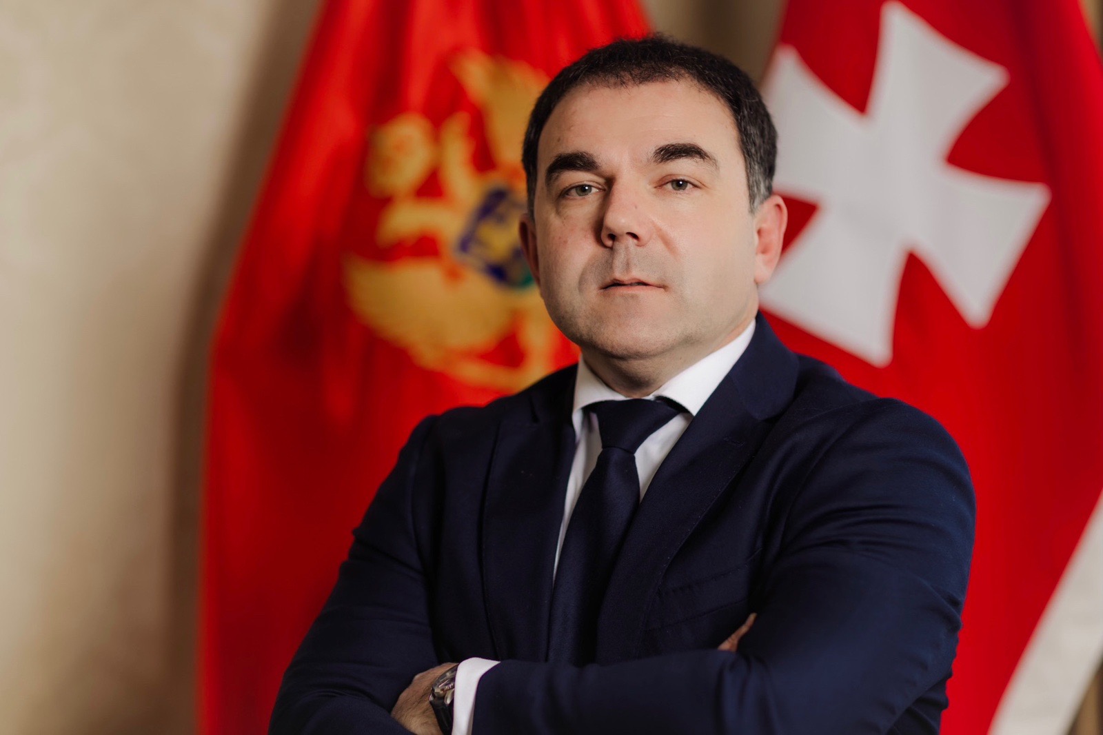 Đurašković: Čemu policija ispred Cetinjskog manastira, ko će biti odgovoran ako dođe do incidenta?