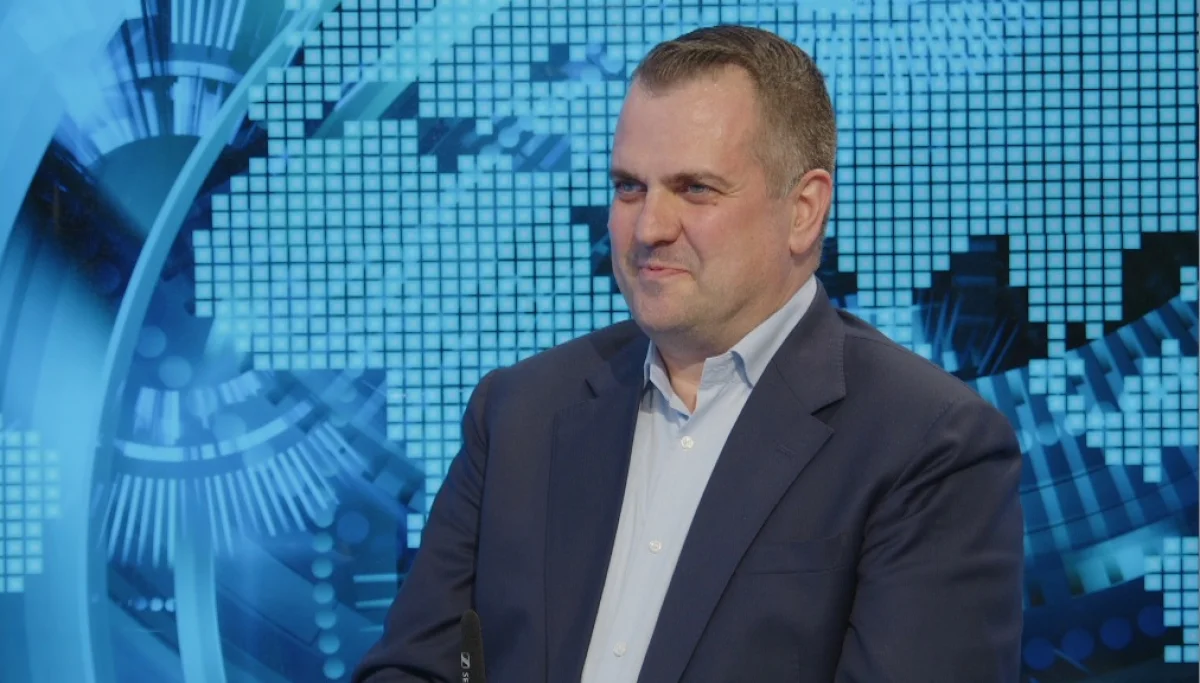 Dobrosavljević: Reakcija na novi logo Skupštine afektivni nagon da se napravi otklon od svega što ima veze ili podsjeća na Srbe