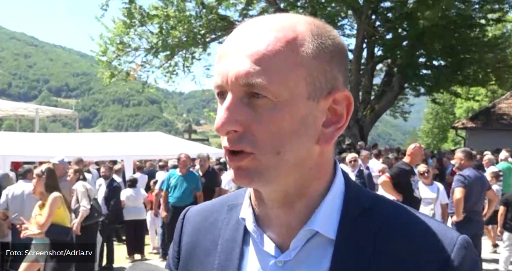 Knežević: Da domobranima od srpskog sveta nije Vučića, njihov život bi bio neprekidna i bolna vegetacija zaludnosti