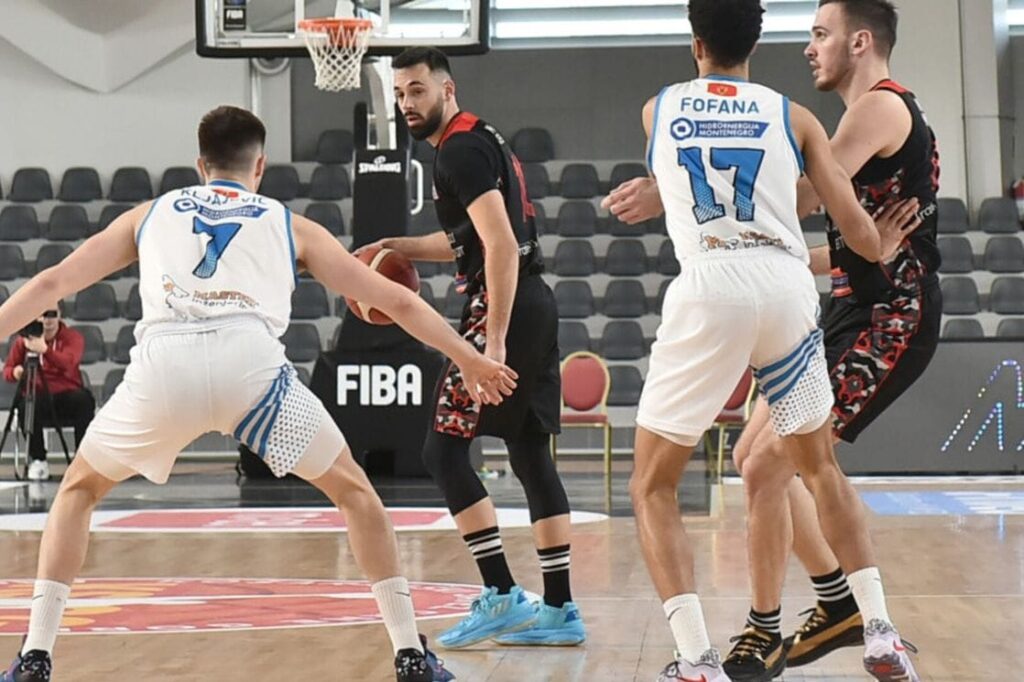 Tuzani bolji u lokalnom derbiju