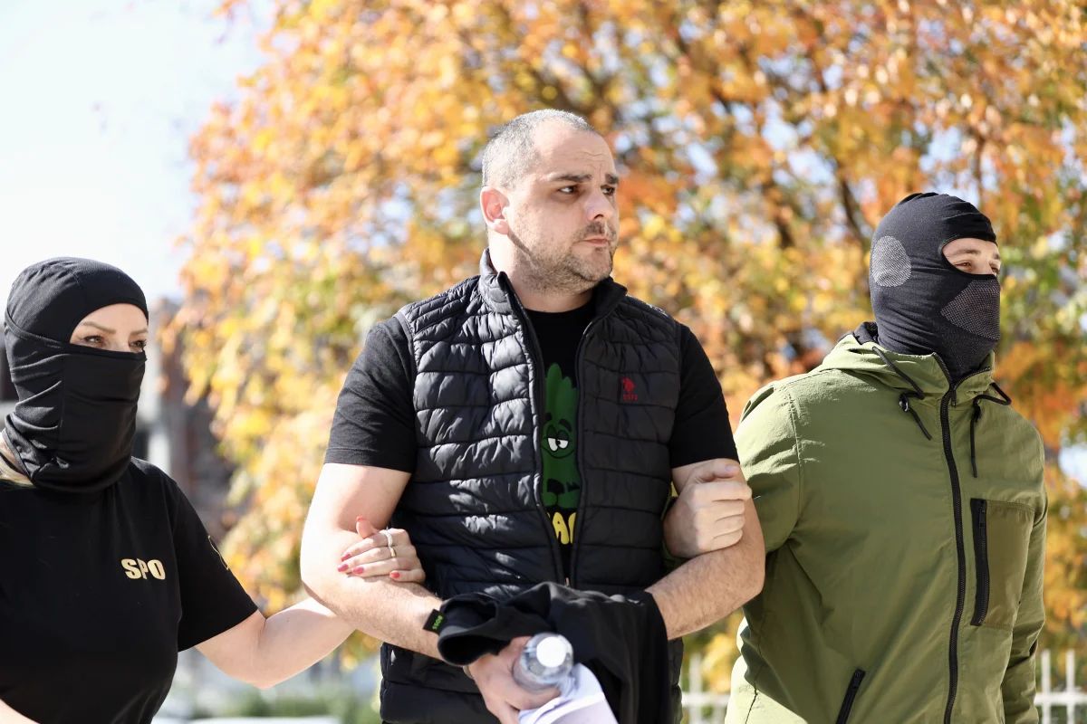 Evo ko je uhapšen sa sinom bivšeg policijskog funkcionera