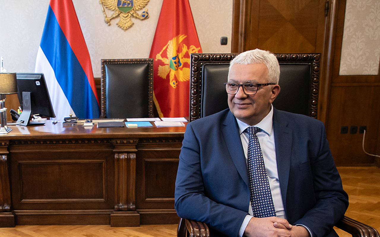 Mandić: PES i Demokrate da iniciraju okupljanje parlamentarne većine kako bi se formirala vlast u Podgorici
