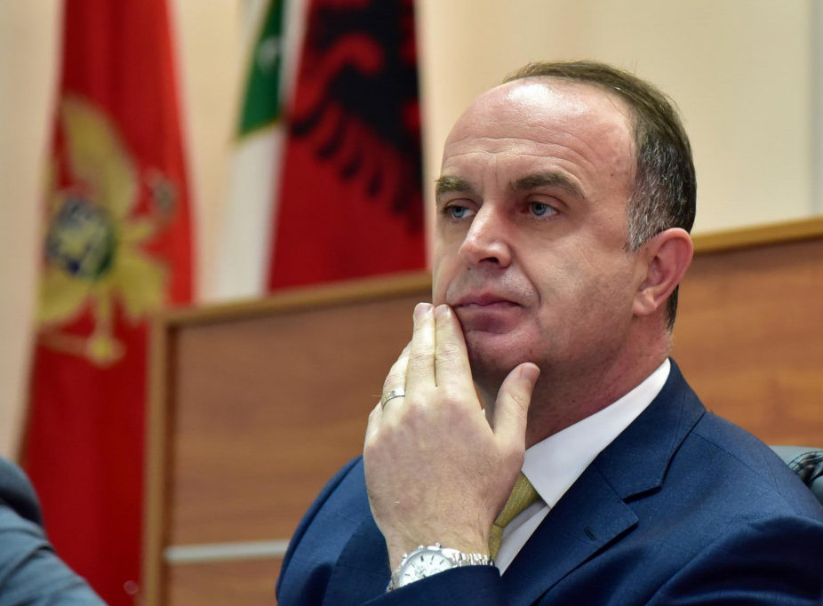 Đeljošaj nastavlja: Mandića nazvao prevarantom!