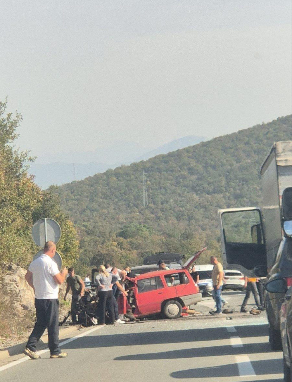 Udes na putu Cetinje-Podgorica: Jedna osoba poginula