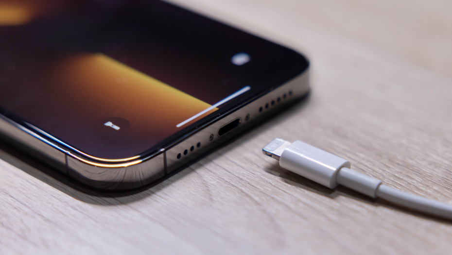 Brzo vam se prazni iPhone baterija? Ovo šta je razlog