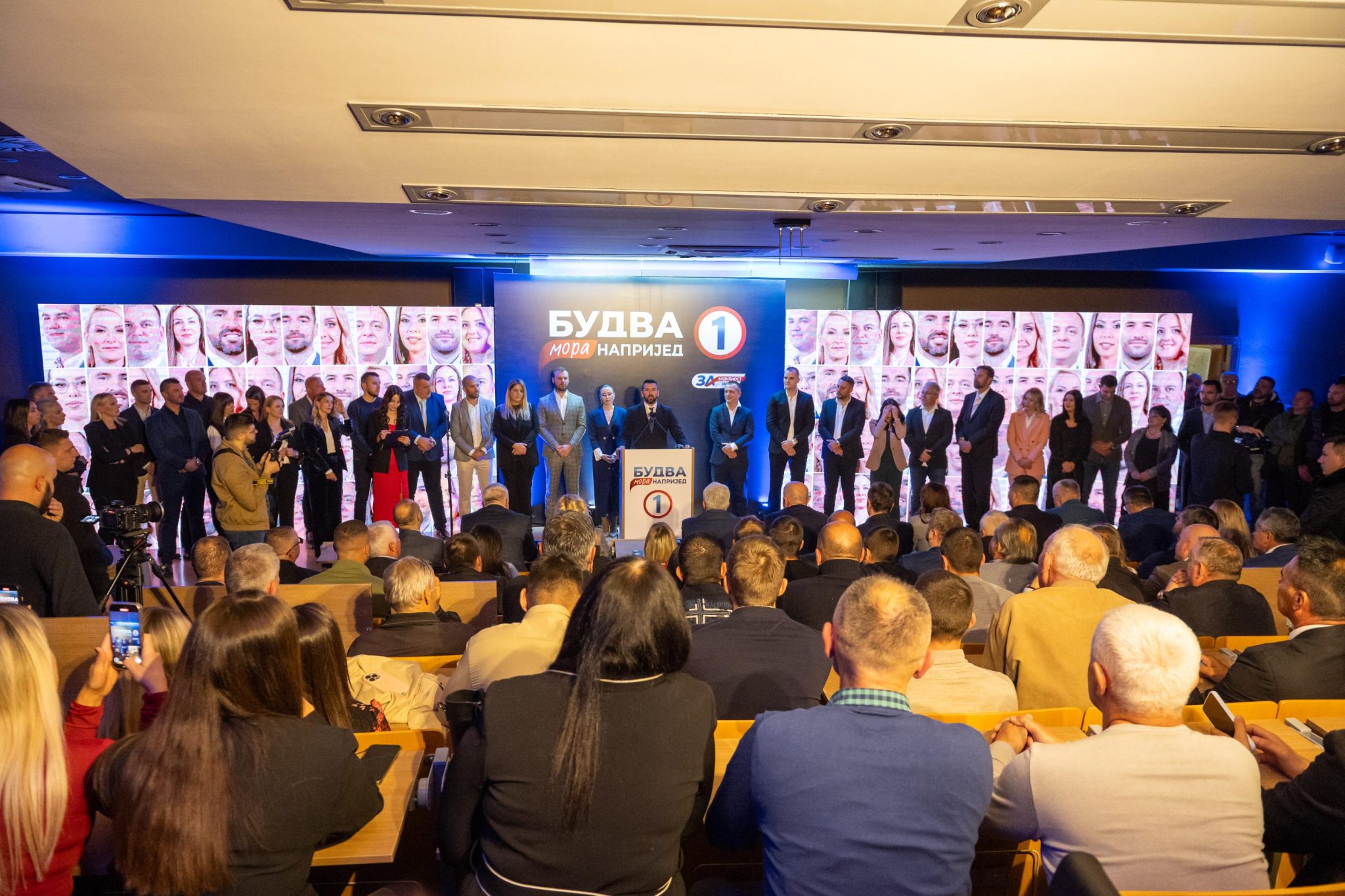 Održan pobjednički skup velike koalicije “Za budućnost Budve – Budva mora naprijed”: Mladen Mikijelj je budući predsjednik Opštine