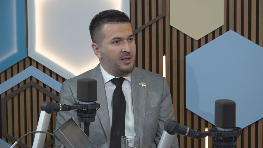 Pejović: Zahtjev da srpski bude službeni potpuno legitiman, do toga može doći jedino širim društvenim konsenzusom