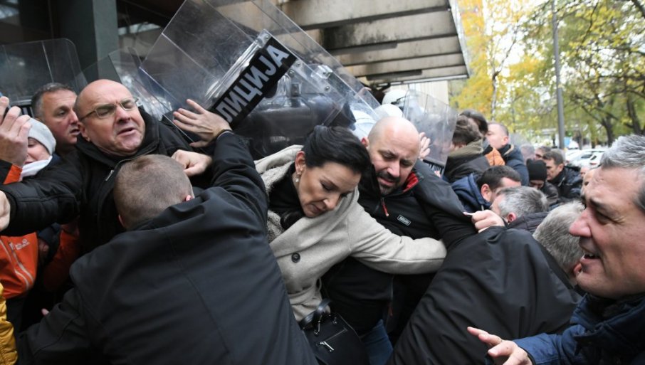 Prozapadna opozicija ne odustaje od protesta i blokada pravosudnih institucija