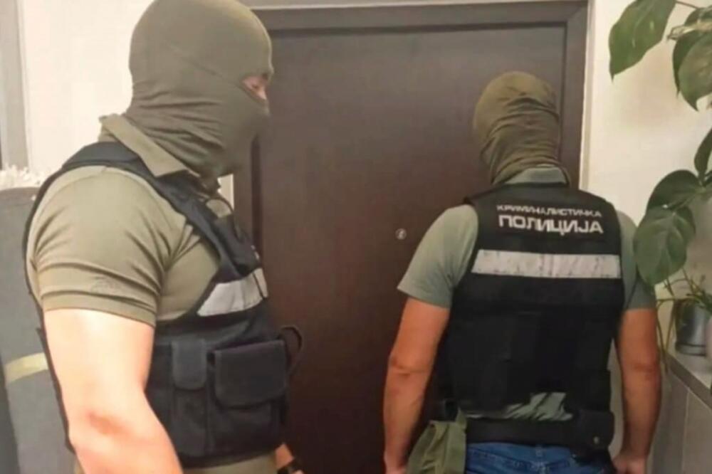 Velika policijska akcija u Trebinju, u toku hapšenja švercera cigareta