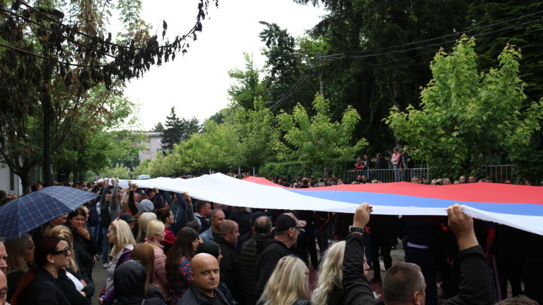 Pritvor do 30 dana Srbinu zbog učešća na protestu u Zvečanu