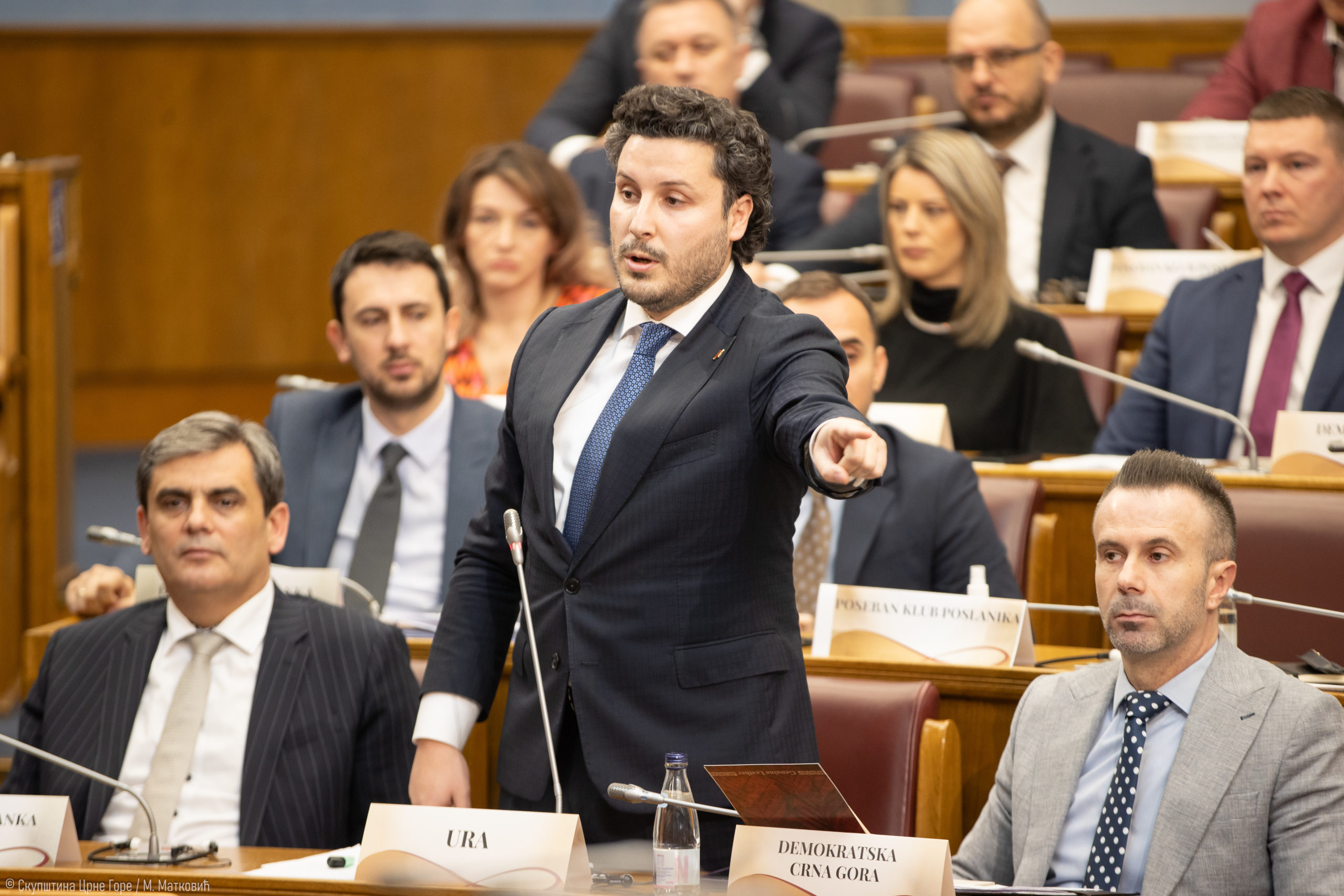 Abazović ne odustaje od ucjena: I dalje hoće da Rakčević sa podrškom od 10 odsto bude gradonačelnik