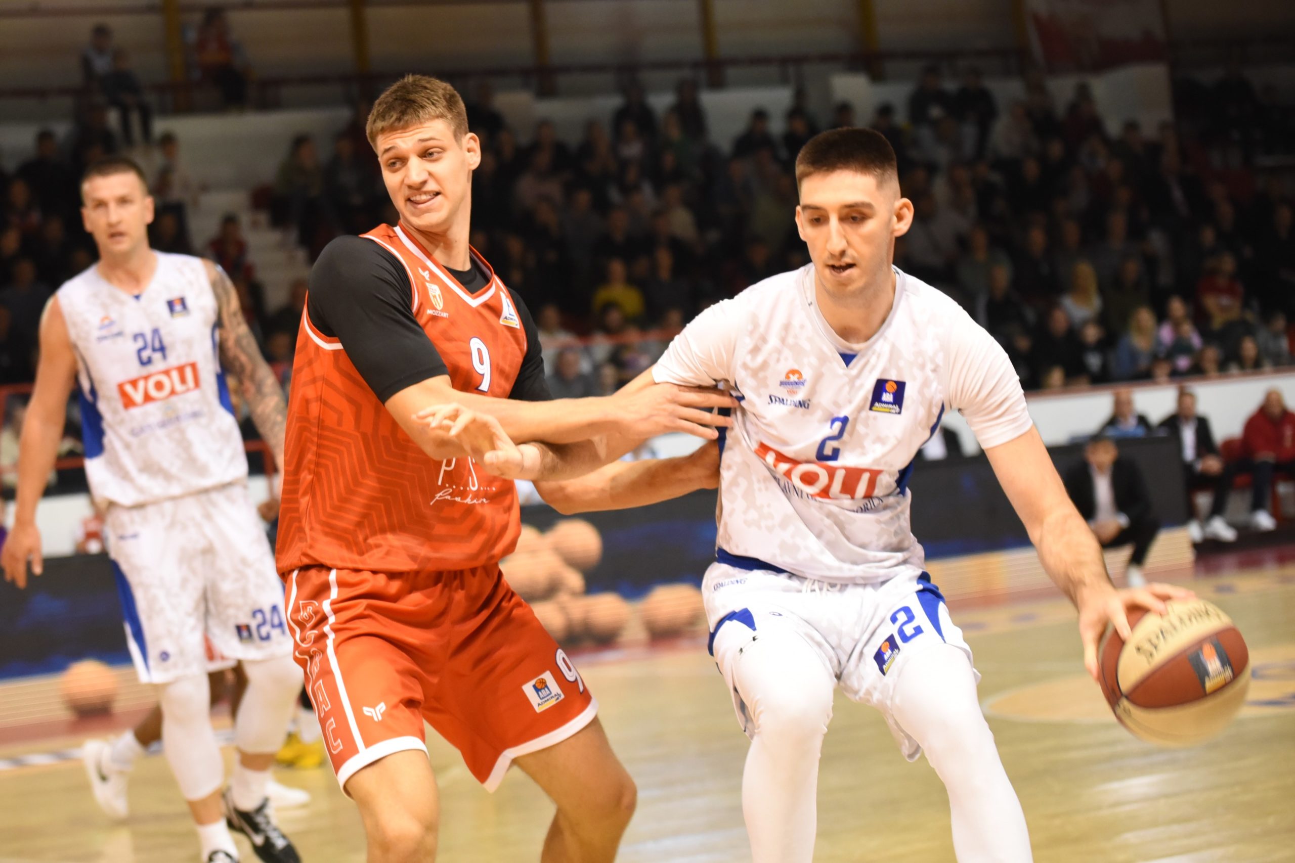 Budućnost vodila 20 razlike pa na tri minuta do kraja bila u zaostatku