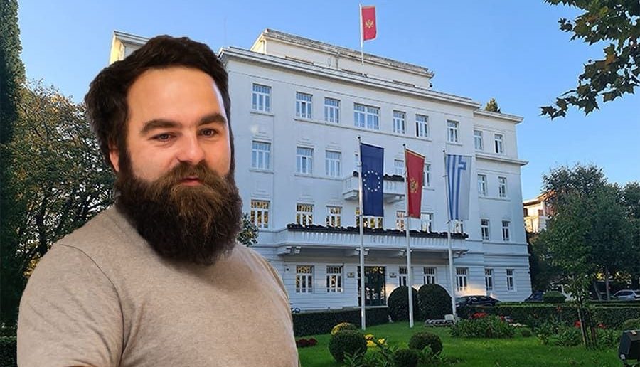 Novović u otvorenom obraćanju Luki Rakčeviću: Moraš li, silu na sramotu, biti gradonačelnik? I zašto?