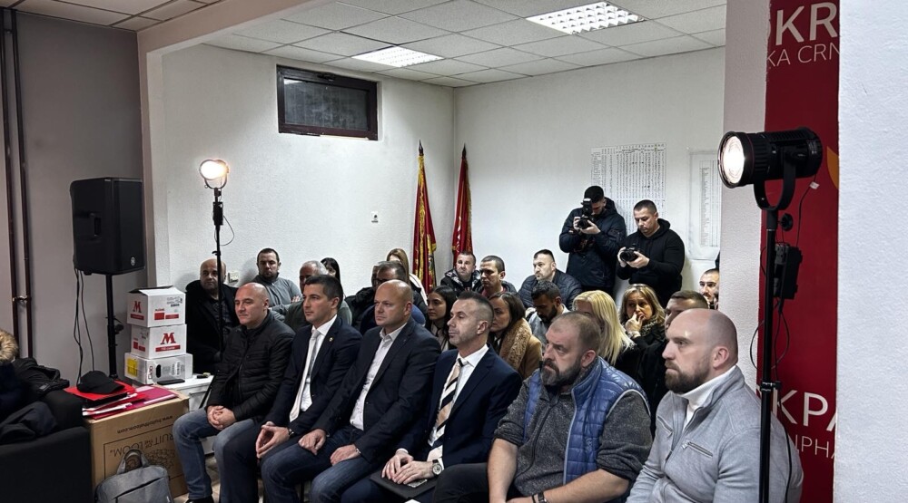 Demokratska Crna Gora započela kampanju u Beranama: „Korijene čuvamo – Berane gradimo – Božo Premović“