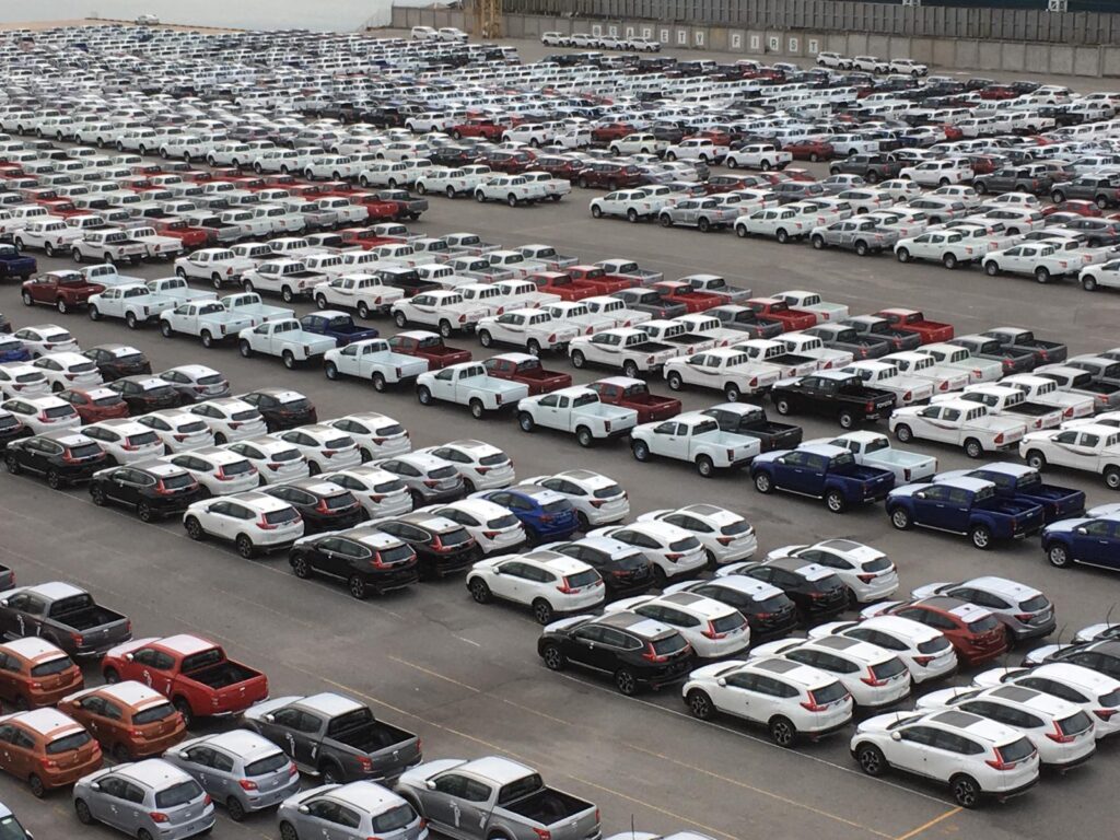 Skandal u Francuskoj: Više od milion automobila registrovano ilegalno