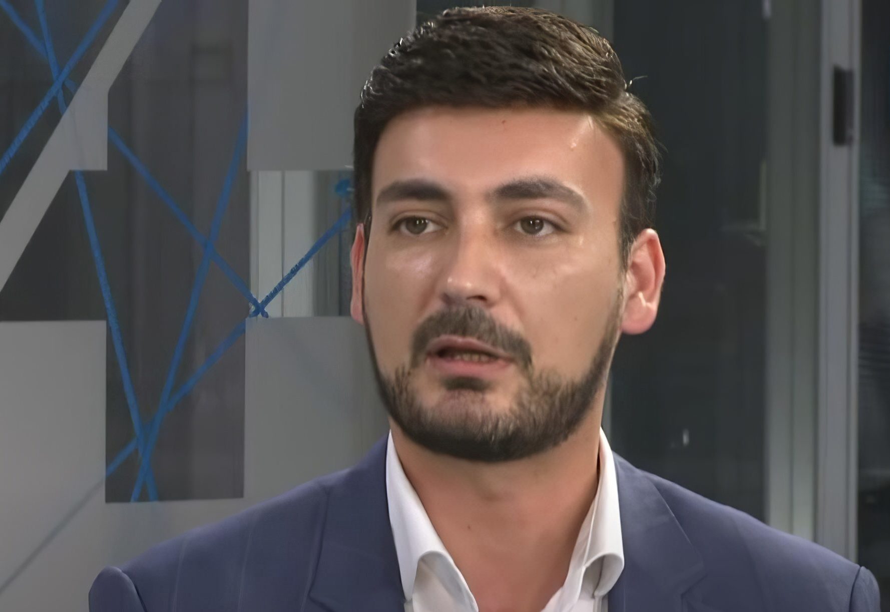 Novosti: Krsto Kuljača napustio Nikolu Jovanovića?