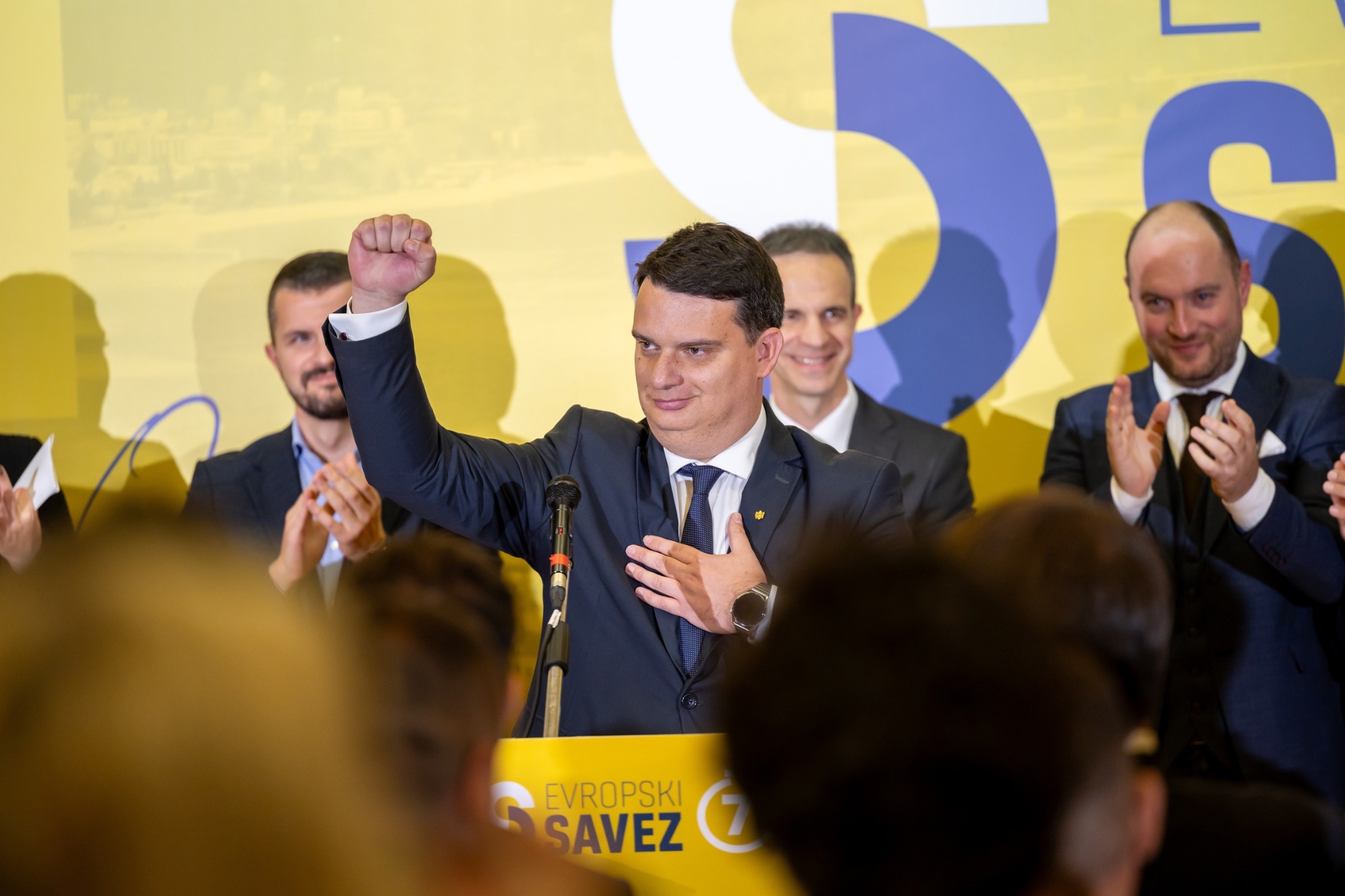 Na krilima dva osvojena mandata u Budvi: Vedete Evropskog saveza traže vanredne parlamentarne izbore i ciljaju osvajanje državne vlasti
