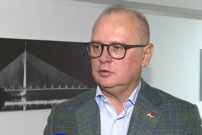 Vesić započeo štrajk glađu