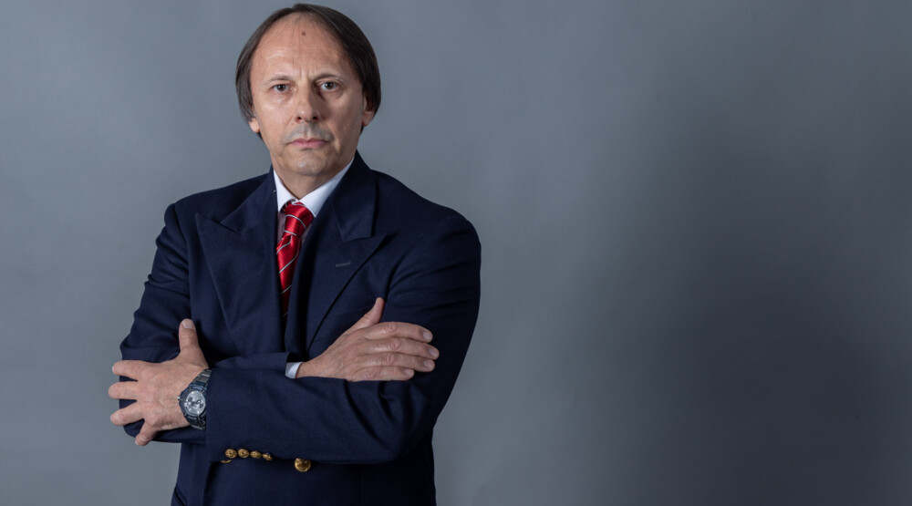 Bulatović: „Raštimovani orkestar“ vlasti nasilništvom urušava temelje pravnog poretka Crne Gore