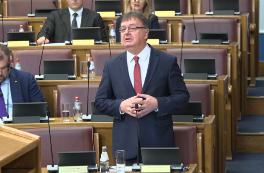 Aleksić: Pobjeda Trampa je pobjeda demokratskih vrijednosti, te promjene dolaze i u Crnu Goru
