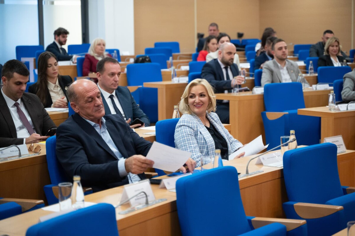 Borovinić Bojović: Aplauz koji sam dobila od svih odbornika i odbornica doživljavam kao lijep gest političke kulture, želim da još bolje nastavimo u narednom periodu