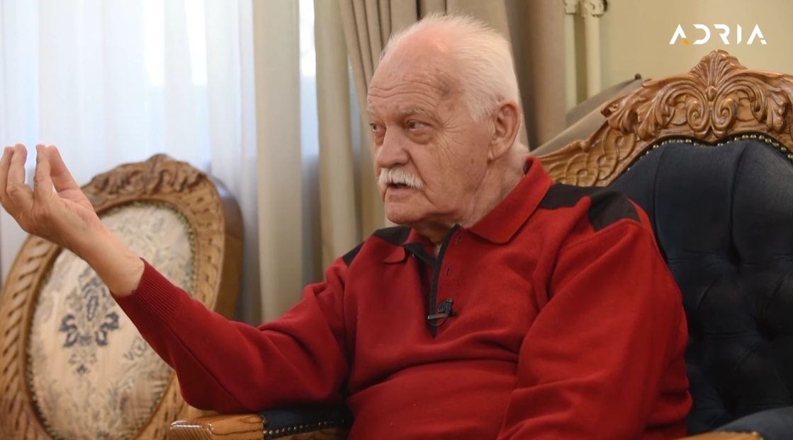 Markuš: Odluka cetinjskog parlamenta o Mandiću je „sprdnja“; Vjerovatno ne bi ni riječ rekli kada bi se neko drugi ispi.ao po mauzoleju