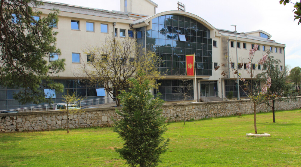 Isplata stipendija i studentskih kredita za mart