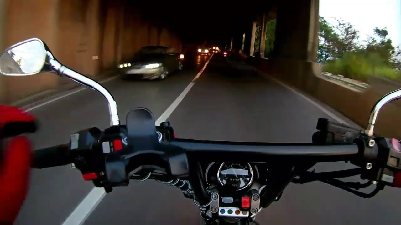 Sudar motora u tunelu Mogren, motociklisti sa težim povredama prevezeni u kotorsku bolnicu