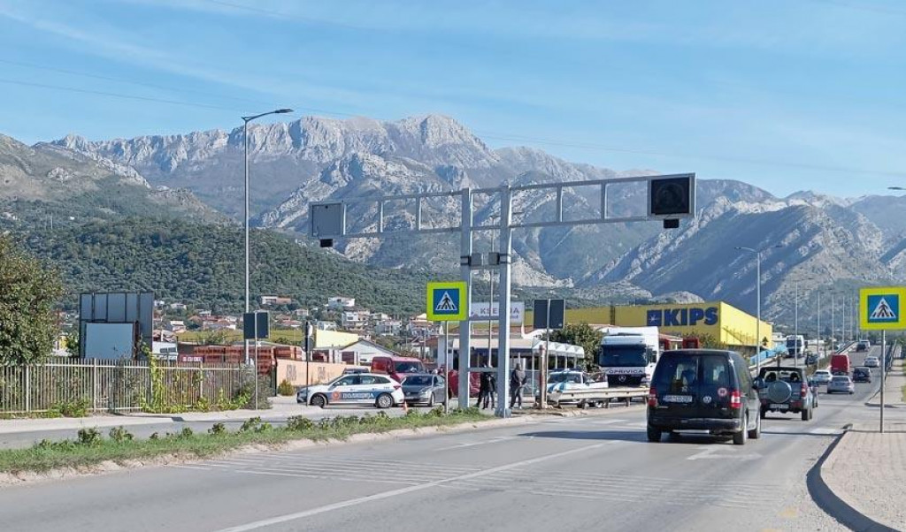 Bar: Pješak povrijeđen u udesu