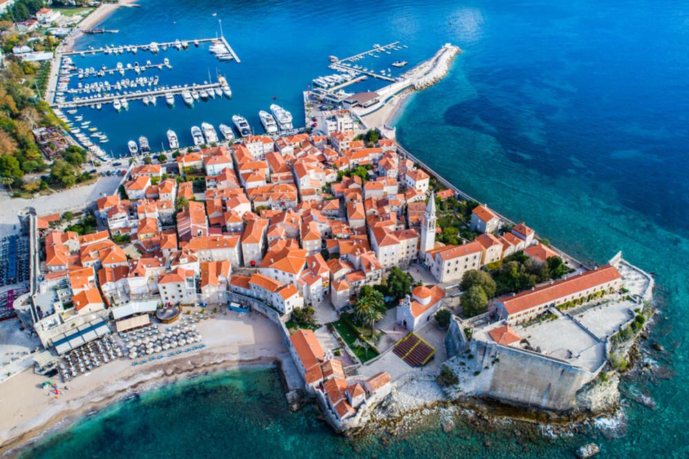 Skandalozno ponašanje rukovodstva: Kome služi poreska uprava Budva?