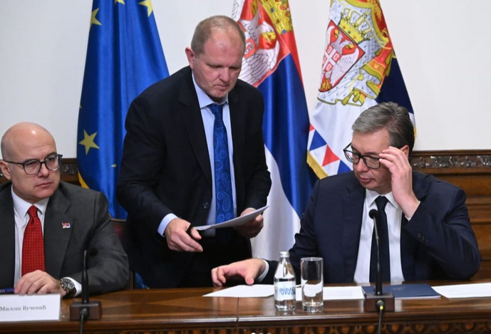 Vučić nakon sjednice Savjeta za nacionalnu bezbjednost: Sačuvaćemo sigurnost građana