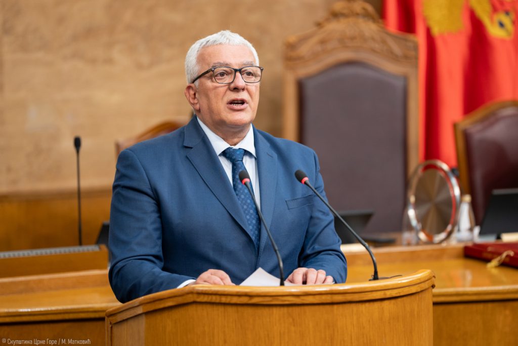Opozicija sve bliža da bude izbačena iz Skupštine: Samo zbog tolerancije Andrije Mandića do toga nije došlo do sad