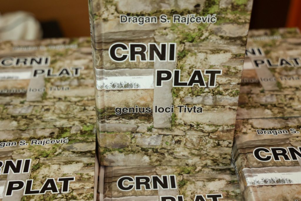 Promovisana knjiga „Crni Plat – Genius loci Tivta“ Dragana Rajčevića, neumornog istraživača istorije Tivta
