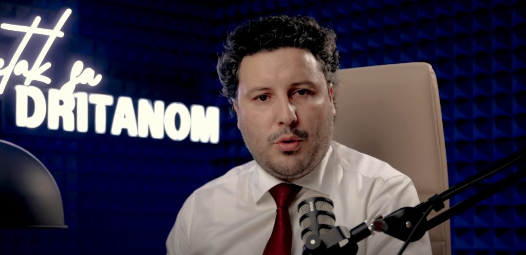 Abazović: Jedan od glavnih finansijera PES-a se sreće sa Duškom Golubovićem, akterom ubistva Duška Jovanovića