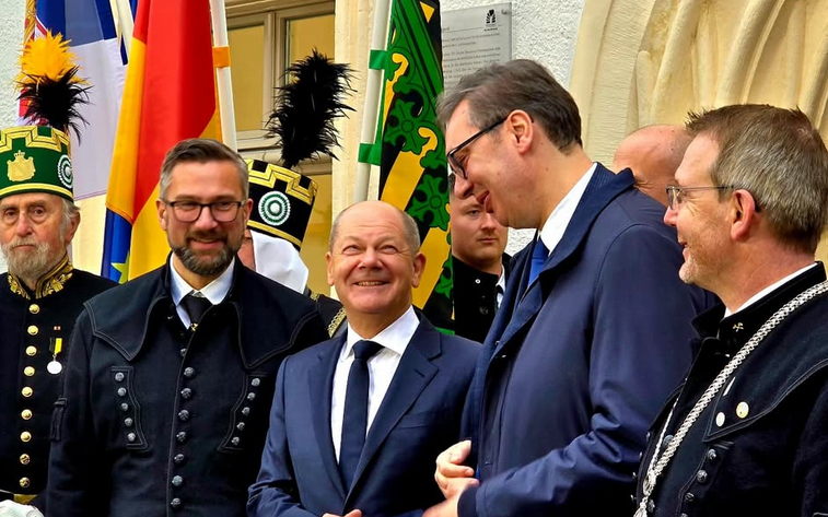 Vučić u društvu kancelara Šolca obilazi rudarski centar Evrope; Očekuju se produktivni razgovori