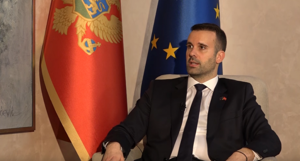 Država u haosu: Osuđenici bježe a Spajić se šetka po svijetu i ignoriše situaciju!