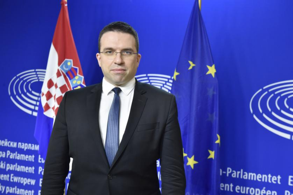 Hrvatski Sokol opet raširio krila iz Brisela ka Podgorici: Srpska hegemonistička politika najveća prepreka proširenju EU