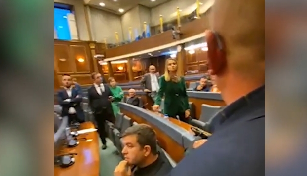Konjufca sprovodi Kurtijevu agendu: Poslanicima Srpske liste onemogućen ulazak u Skupštinu Kosova