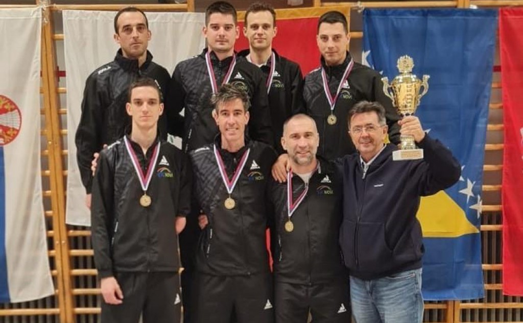Istorijski nastup Novog