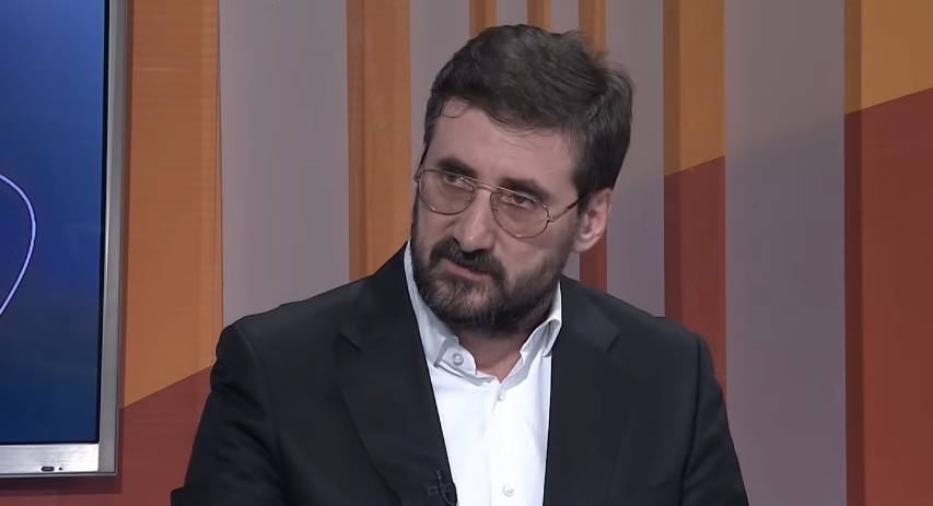 Odgovor portala Borba Tihomiru Dragašu: Pozdravio Vas je Ranko Krivokapić, koga ste “smijenili“; Zahvaljujući Vašim “idejama” kadrovi DPS Vam sjede u partiji, u diplomatiji i u državnim preduzećima u ime Vaše partije!