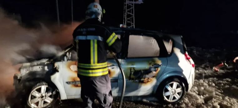 Gorjelo vozilo na Obzovici, nema povrijeđenih