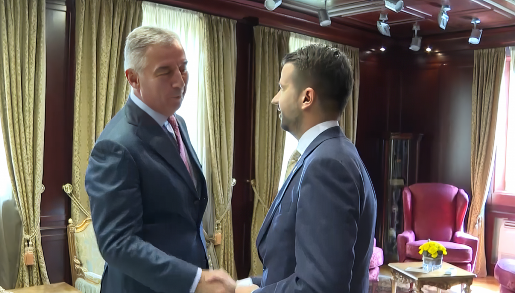 Zajedničko saopštenje PES-a, Demokrata i ZBPG: Svi savjesni odbornici da ne učestvuju u kreiranju većine koja vraća DPS i Đukanovićev sistem na pozicije moći!