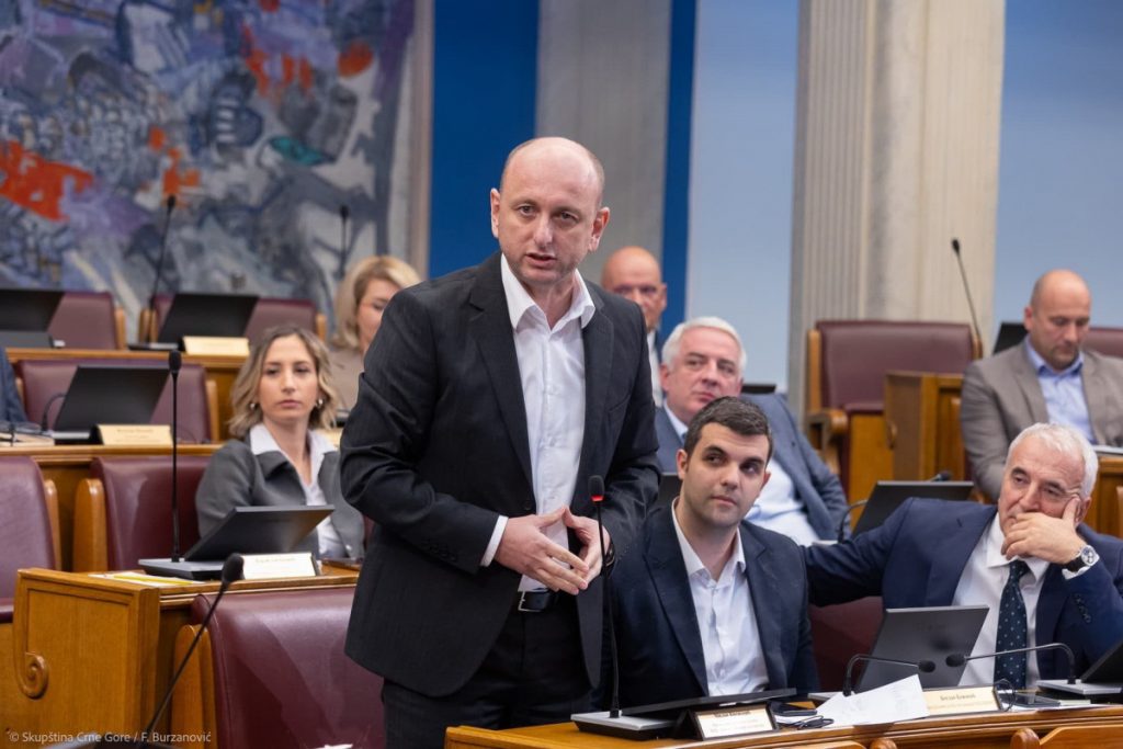 Knežević: Makar u ova tri dana zaboravimo sve što nas dijeli i ujedinimo se u molitvi, pošaljimo poruke sloge i razuma