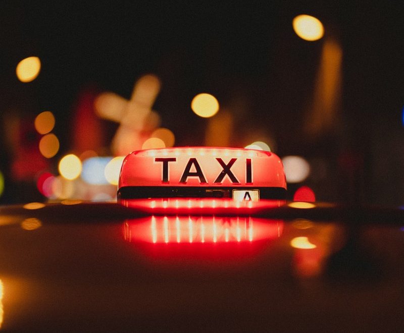 taxi-7433597_1280