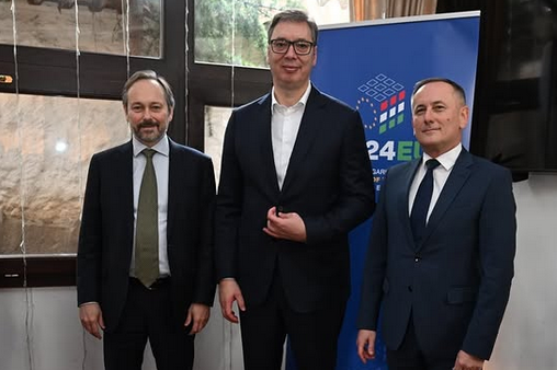 Vučić: Sa mađarskim prijateljima smo razmijenili mišljenja o aktuelnim temama koje opterećuju odnose unutar Unije