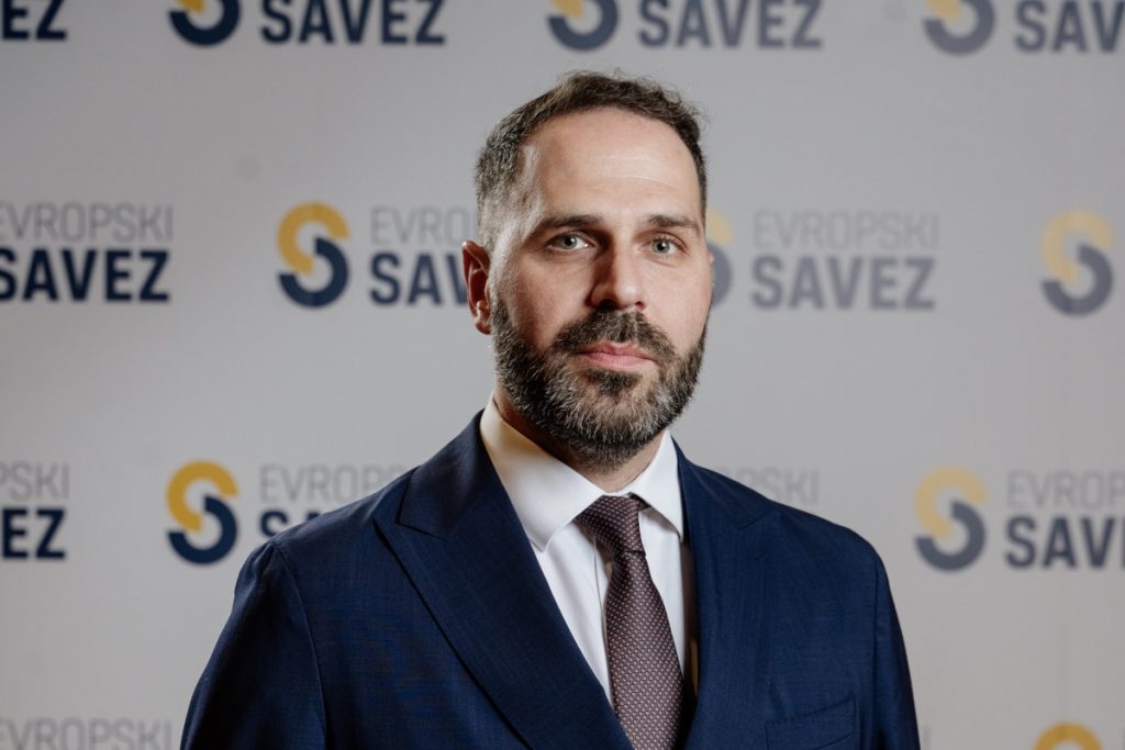 Čelanović: PES još jednom pokazao da je bezlična politička grupacija čija je uloga da pokriva sva nepočinstva DF-a i Demokrata