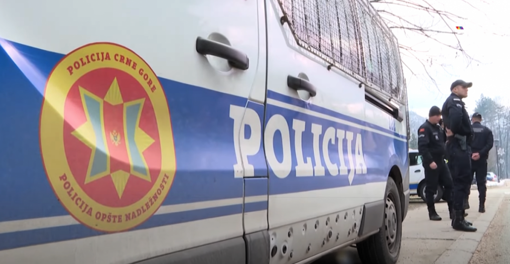 Za 24 sata deset saobraćajnih nezgoda, jedna osoba poginula