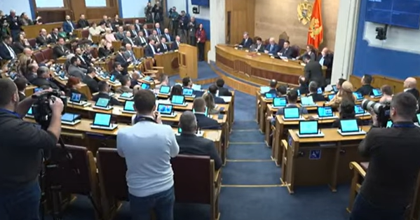 U decembru preko 2.000 eura primio 31 poslanik