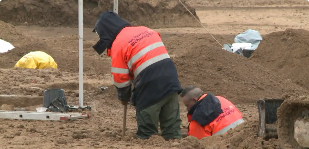 Arheolozi u centru Dižona otkrili 13 galskih grobova